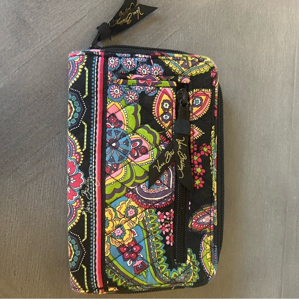 Vera Bradley RFID Turn Lock Wallet in Heirloom Paisley - Picture 2 of 4